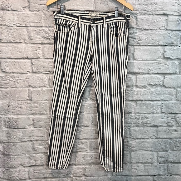 Free People Womens Size 28” Mid Rise Skinny White Striped Denim Blue Jeans #8130 - Picture 1 of 9